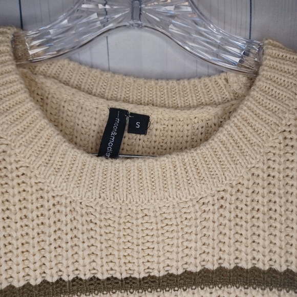 Moon & Madison cropped striped 90’s sweater - Picture 3 of 10